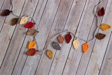 autumn crochet garland